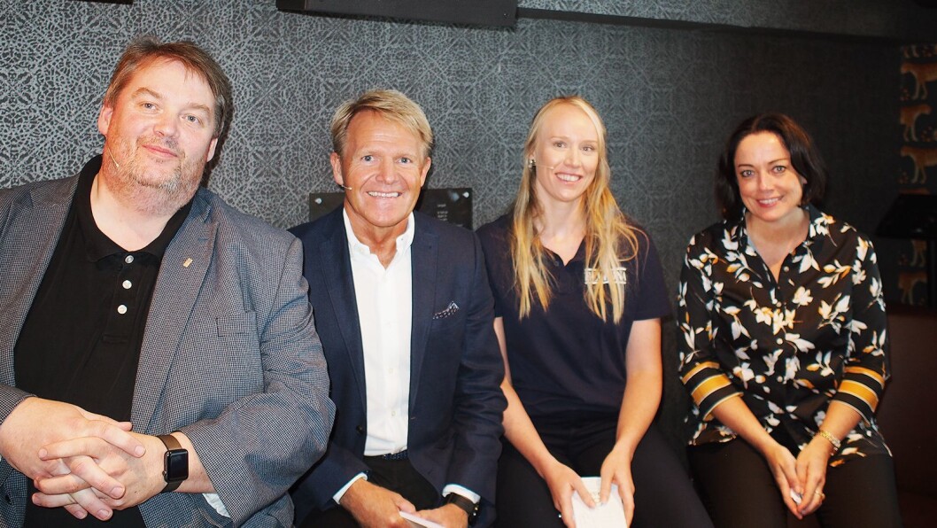 Panelet som diskuterte bærekraft og sikkerhet under Arendalsuka var fra venstre Roar Thon (Norsk Sikkerhetsmyndighet), Stig Ervik (Norsirk), Runa Haug Khoury (Bellona) og Else-May Botten (Stortingspolitiker fra AP). Foto: Jan Røsholm Panelet som diskuterte bærekraft og sikkerhet under Arendalsuka var fra venstre Roar Thon (Norsk Sikkerhetsmyndighet), Stig Ervik (Norsirk), Runa Haug Khoury (Bellona) og Else-May Botten (Stortingspolitiker fra AP). Foto: Jan Røsholm