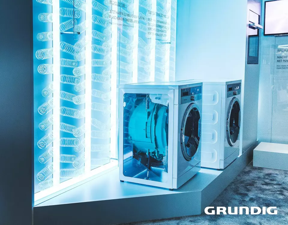 Mange av Grundigs produkter er laget av resirkulert plast, og så langt har selskapet brukt 6,6 millioner PET-flasker i sine maskiner. Foto: Grundig.