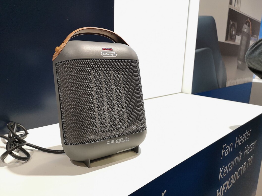 De'Longhi kommer med keramiske vifteover med designfokus. Foto: Marte Ottemo. De'Longhi kommer med keramiske vifteover med designfokus. Foto: Marte Ottemo.