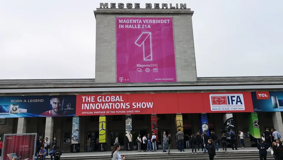 Fredag kl. 10 åpnet Messe Berlin dørene for IFA-messen. Foto: Marte Ottemo. Fredag kl. 10 åpnet Messe Berlin dørene for IFA-messen. Foto: Marte Ottemo.