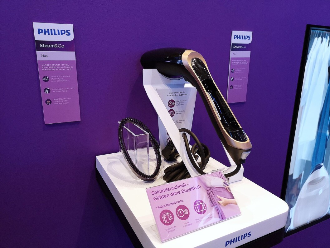 Steam & Go GC-362 er en av flere nye hånddamper fra Philips. Pris: 1.100,- Foto: Marte Ottemo Steam & Go GC-362 er en av flere nye hånddamper fra Philips. Pris: 1.100,- Foto: Marte Ottemo