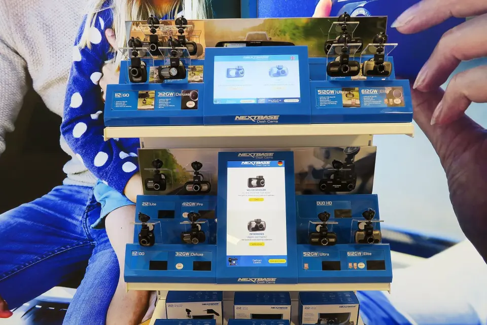 NextBase viste på IFA sine bilkamera i salgsfremmere som dette. Foto: Cathrine Pedersen. NextBase viste på IFA sine bilkamera i salgsfremmere som dette. Foto: Cathrine Pedersen.