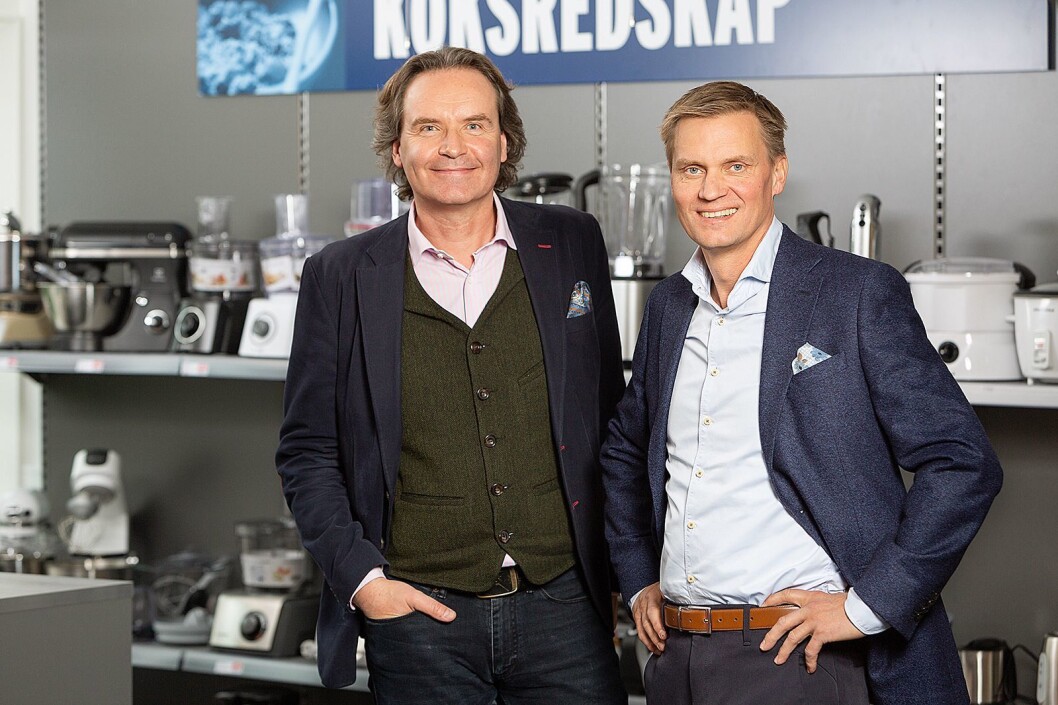 Konsernsjef Stefan Lebrot (t. v.) i Elon Group og administrerende direktør Asle Bjerkebakke i Elon Norge AS. Foto: Elon. Konsernsjef Stefan Lebrot (t. v.) i Elon Group og administrerende direktør Asle Bjerkebakke i Elon Norge AS. Foto: Elon.