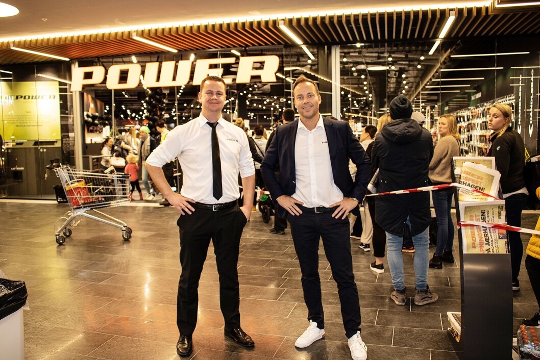 Varehussjef Anders Vika ved Power Jærhagen og administrerende direktør Anders Nilsen i Power Norge under åpningen av butikken på Jæren den 8. november. Foto: Tobias Rønningen, Power Varehussjef Anders Vika ved Power Jærhagen og administrerende direktør Anders Nilsen i Power Norge under åpningen av butikken på Jæren den 8. november. Foto: Tobias Rønningen, Power