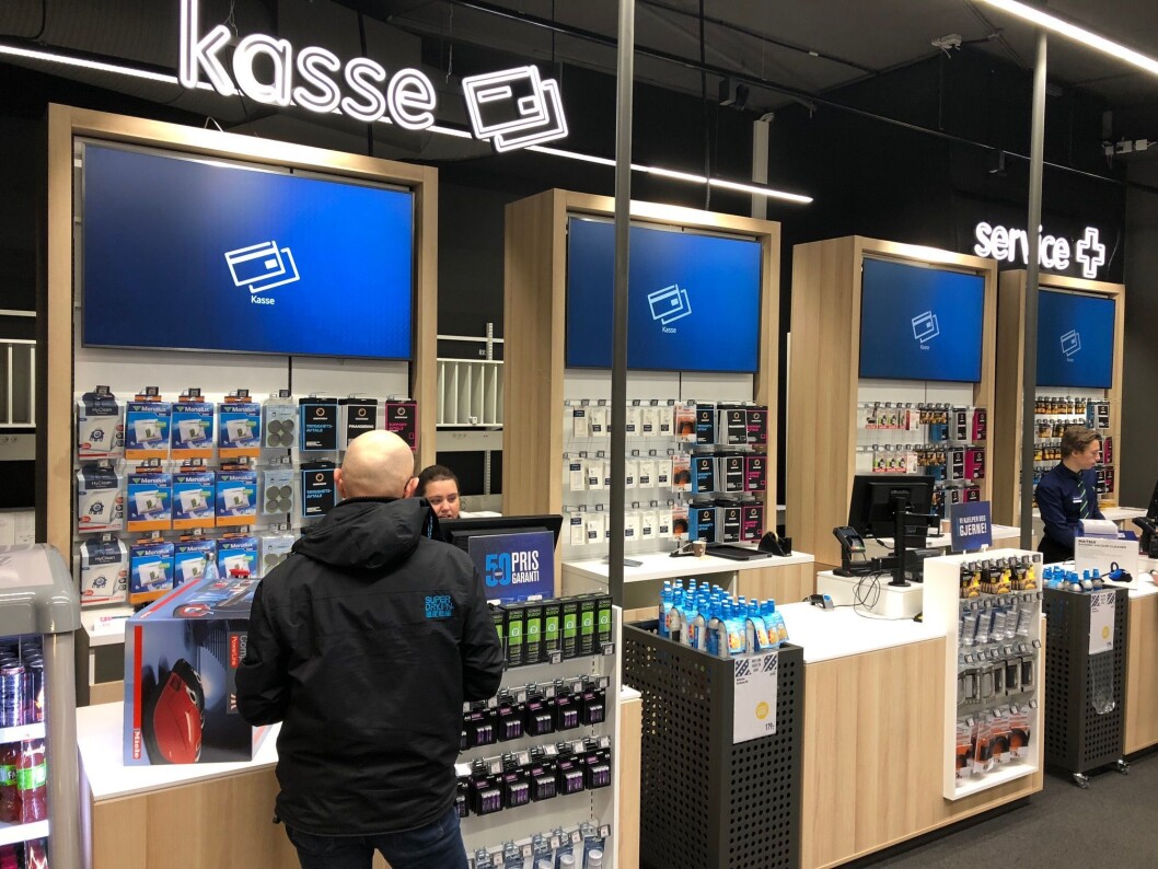 Kasse- og servicepunktet ved Elkjøp Klepp. Foto: André Sørensen, Elkjøp. Kasse- og servicepunktet ved Elkjøp Klepp. Foto: André Sørensen, Elkjøp.