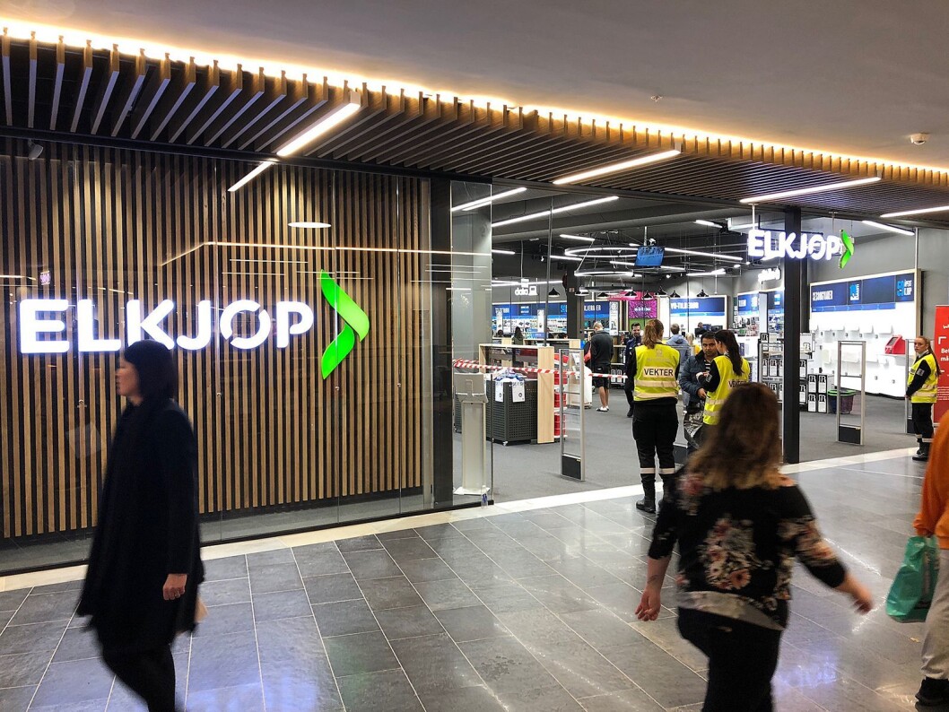 <a href="https://www.elektronikkbransjen.no/artikler/pa-jaeren-er-power-naermeste-nabo/450862">Les om Elkjøp Klepp</a>, som holder til i samme korridor ved Jærhagen kjøpesenter. Foto: André Sørensen, Elkjøp <a href="https://www.elektronikkbransjen.no/artikler/pa-jaeren-er-power-naermeste-nabo/450862">Les om Elkjøp Klepp</a>, som holder til i samme korridor ved Jærhagen kjøpesenter. Foto: André Sørensen, Elkjøp