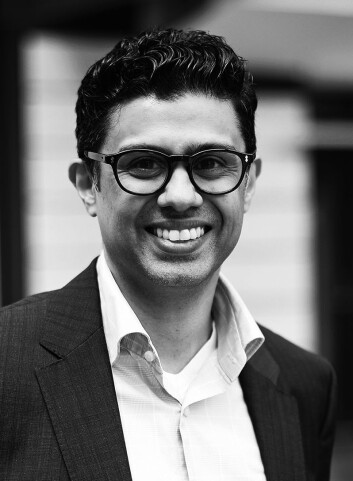 Naeem Zahid, lege og forretningsutvikler inne ehelse hos Telenor. Foto: Telenor. Naeem Zahid, lege og forretningsutvikler inne ehelse hos Telenor. Foto: Telenor.