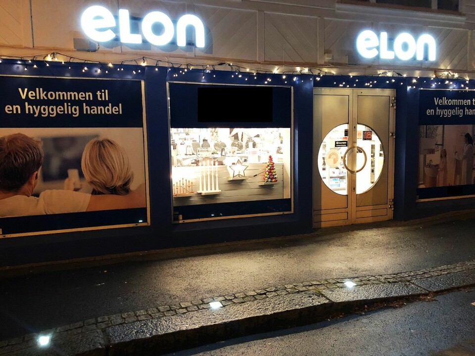 Kolbeinsen Elektrosenter AS markedsføres nå under navnet Elon Kopervik. Ny vindusdekor var ikke på plass da bildet ble tatt. Foto: Elon.