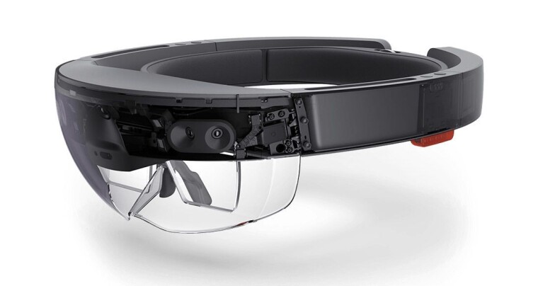 Microsoft HoloLens 2