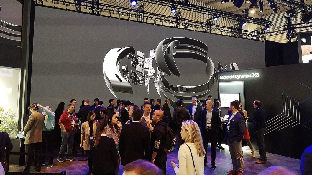 Microsoft viser HoloLens2 og Azure Developer Kit på MWC. Foto: Marte Ottemo. Microsoft viser HoloLens2 og Azure Developer Kit på MWC. Foto: Marte Ottemo.