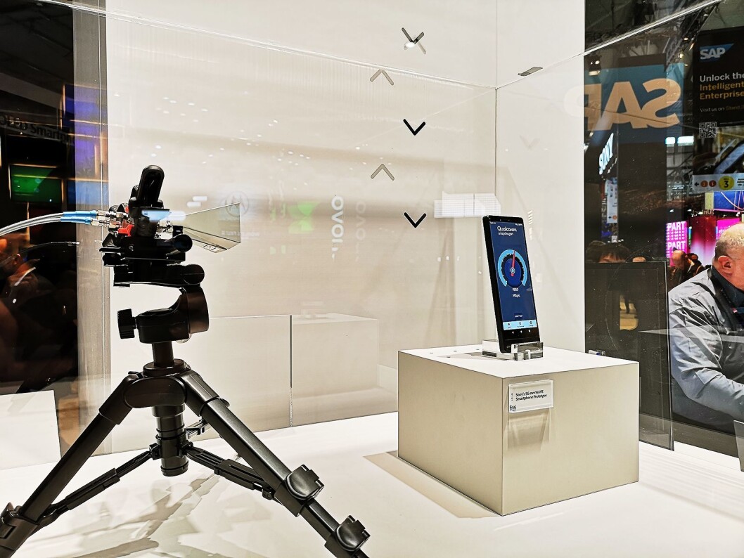 Sony viste ikke fram noen salgsklar 5G-mobil, men har en prototype klar for å vise mulige hastigheter. Foto: Marte Ottemo. Sony viste ikke fram noen salgsklar 5G-mobil, men har en prototype klar for å vise mulige hastigheter. Foto: Marte Ottemo.