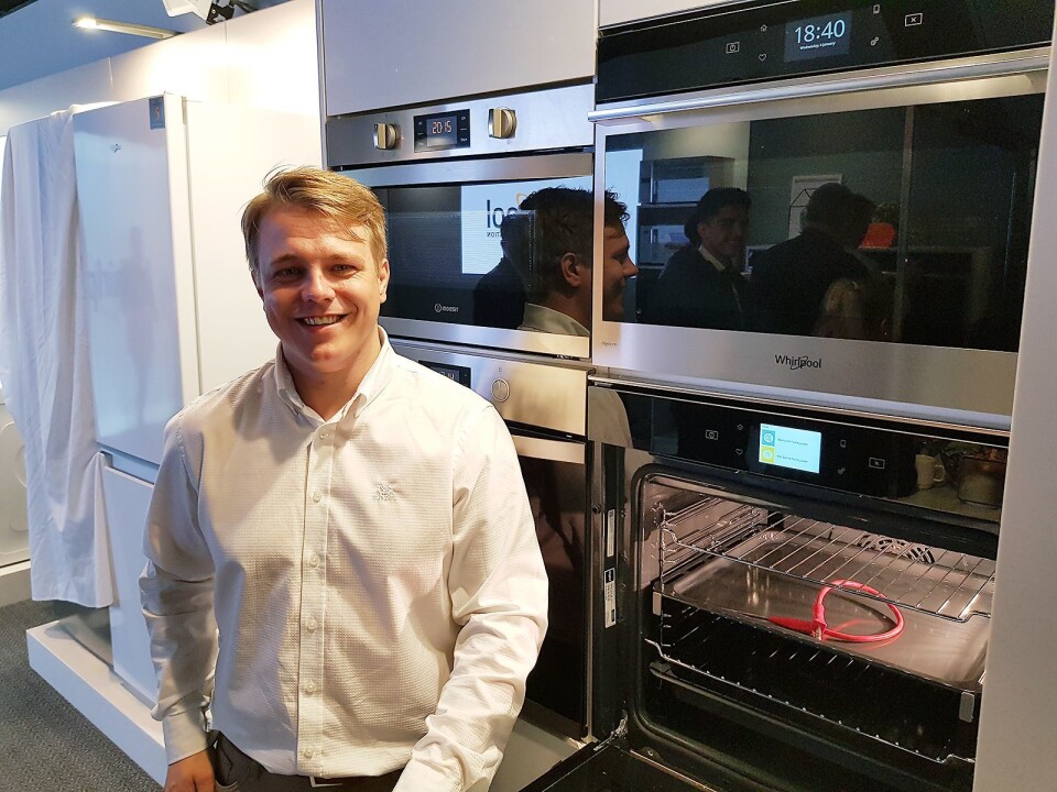 Frederic Wedeld for den nye innbyggingsserien. På bildet ses W9 modellen. Foto: Jan Røsholm