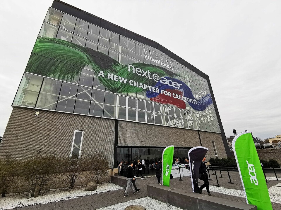 Acers globale pressekonferanse den 11. april ble arrangert i Duggal Greenhouse, en ombygd maskinfabrikk ved et skipsverft i Brooklyn i New York. Foto: Stian Sønsteng.