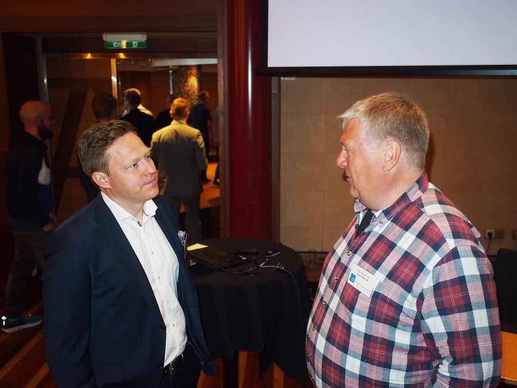Advokat Kyrre Kielland (til venstre) i samtale med Audun Berg-Bentsen fra Coop. Foto: Jan Røsholm. Advokat Kyrre Kielland (til venstre) i samtale med Audun Berg-Bentsen fra Coop. Foto: Jan Røsholm.