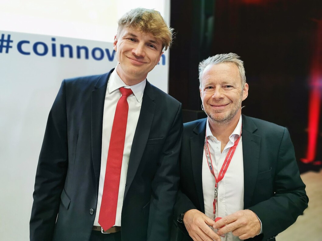Salgs- og marketingdirektør Frédéric Langin (t. h.) og produktutviklings-direktør Marek Maciejewski i TCL Europe. Foto: Stian Sønsteng. Salgs- og marketingdirektør Frédéric Langin (t. h.) og produktutviklings-direktør Marek Maciejewski i TCL Europe. Foto: Stian Sønsteng.
