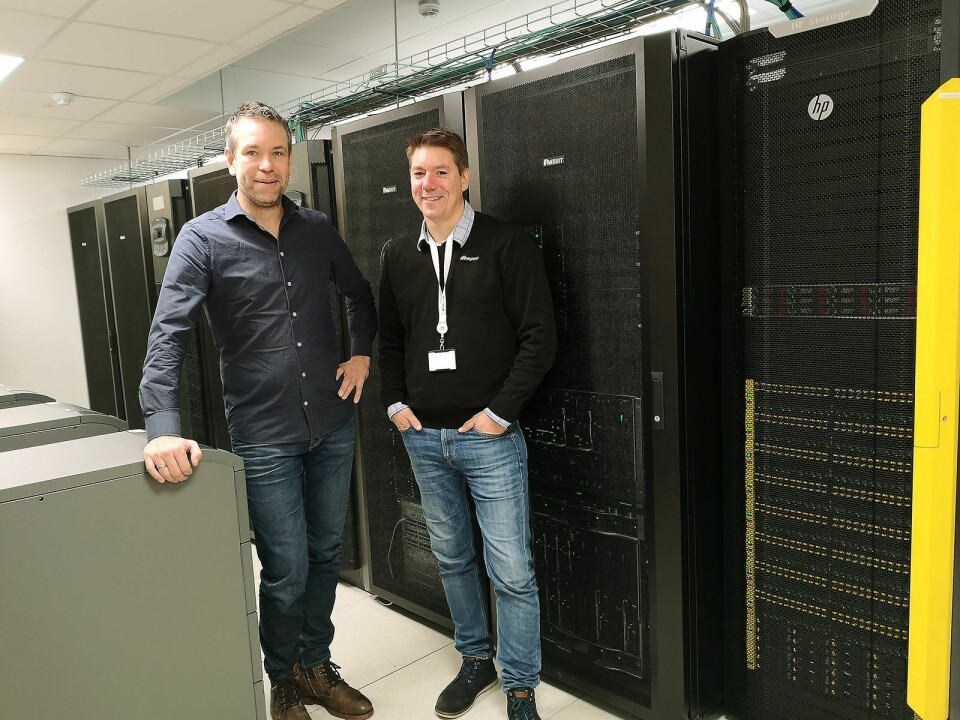 Prosjektleder Jarl Esten Husa i Coromatic AS (t. v.) og IT-direktør Frode Næss Larsen i Power. Foto: Coromatic