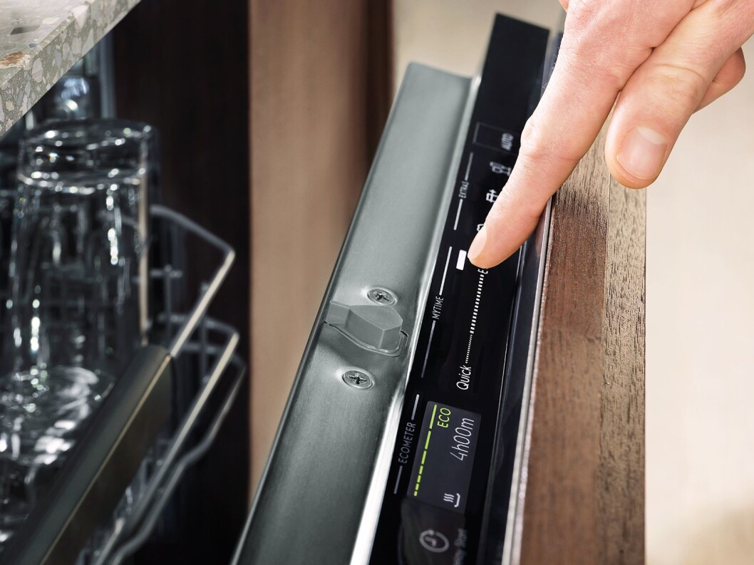Nye betjeningspaneler skal gjøre det enklere og mer intuitivt for brukerne. Foto: Electrolux. Nye betjeningspaneler skal gjøre det enklere og mer intuitivt for brukerne. Foto: Electrolux.