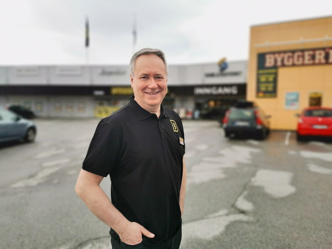 Arild Sætrem er også styreleder og medeier i Smøla Handelspark AS, som eier Smølasenteret på Hopen. Foto: Stian Sønsteng. Arild Sætrem er også styreleder og medeier i Smøla Handelspark AS, som eier Smølasenteret på Hopen. Foto: Stian Sønsteng.