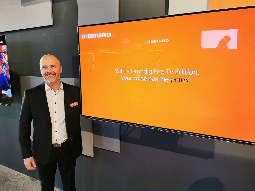 Norsk salgssjef Ståle Braathen i Grundig gleder seg til de første TVene med Amazons smart-TV-løsning Fire TV kommer på markedet, trolig om et års tid. Foto: Stian Sønsteng Norsk salgssjef Ståle Braathen i Grundig gleder seg til de første TVene med Amazons smart-TV-løsning Fire TV kommer på markedet, trolig om et års tid. Foto: Stian Sønsteng