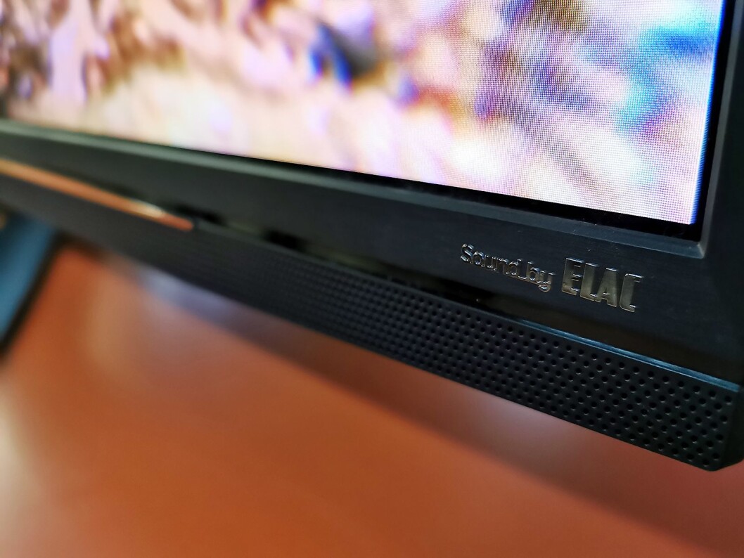 Grundig har inngått et samarbeid med tyske Elac, som leverer lydsystemet til TVene deres. Foto: Stian Sønsteng. Grundig har inngått et samarbeid med tyske Elac, som leverer lydsystemet til TVene deres. Foto: Stian Sønsteng.