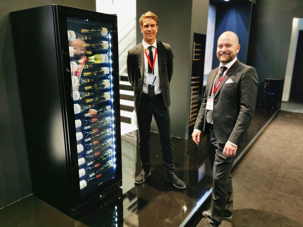 Armand Gustavson (t. h.) og Carsten Andreas Foyn Bruun med Copenhagen-modellen. Foto: Stian Sønsteng. Armand Gustavson (t. h.) og Carsten Andreas Foyn Bruun med Copenhagen-modellen. Foto: Stian Sønsteng.