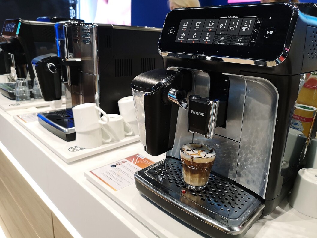 Philips nye helautomatiske espressomaskin, 3200 Lattego, er designet for enkelhet. Foto: Marte Ottemo. Philips nye helautomatiske espressomaskin, 3200 Lattego, er designet for enkelhet. Foto: Marte Ottemo.