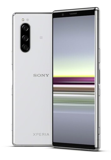 Sony Xperia 5 har samme spesifikasjoner som Xperia 1, med er med sin skjerm på 6,1 tommer og bredde på 68 mm en kompakt modell. Pris: 8.000,- Foto: Sony. Sony Xperia 5 har samme spesifikasjoner som Xperia 1, med er med sin skjerm på 6,1 tommer og bredde på 68 mm en kompakt modell. Pris: 8.000,- Foto: Sony.