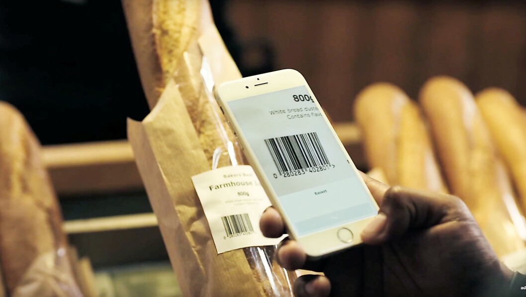 Adyens data viser at mobilen blir stadig mer brukt til både å handle og betale. Foto: Adyen Adyens data viser at mobilen blir stadig mer brukt til både å handle og betale. Foto: Adyen