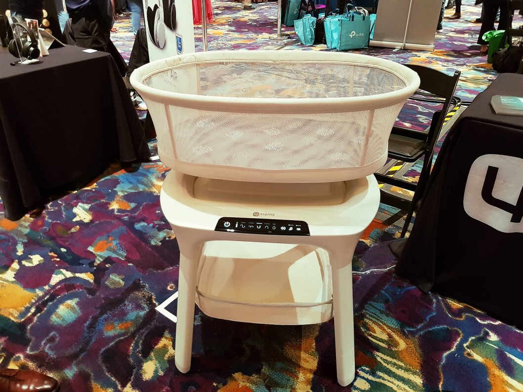 Vuggen MamaRoo Sleep basinet fra 4Moms. Foto: Jan Røsholm. Vuggen MamaRoo Sleep basinet fra 4Moms. Foto: Jan Røsholm.