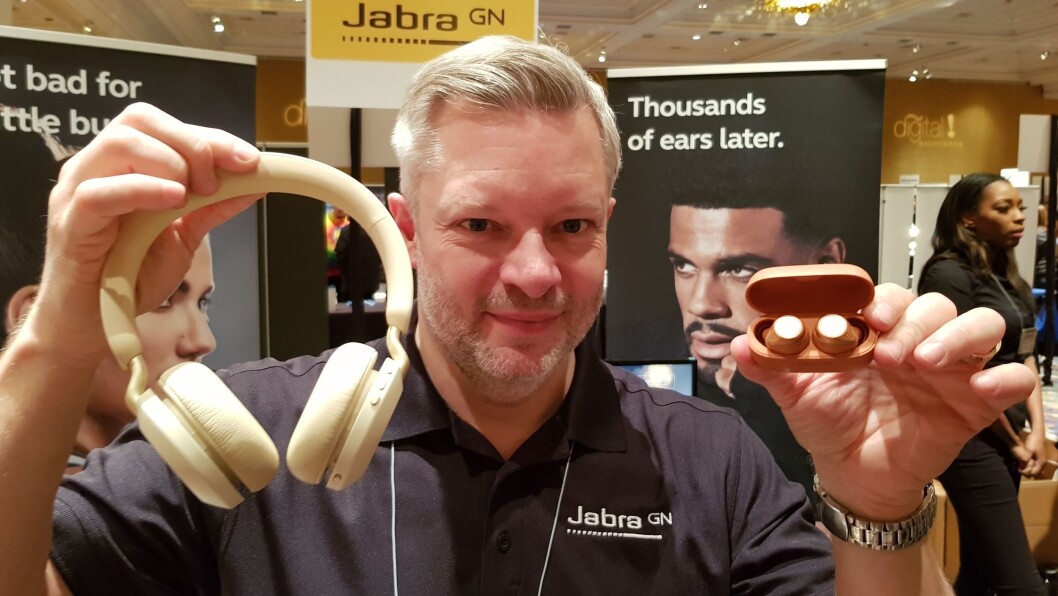 Jabra kommer med nye trådløse propper, og et nytt headset. Foto: Jan Røsholm. Jabra kommer med nye trådløse propper, og et nytt headset. Foto: Jan Røsholm.