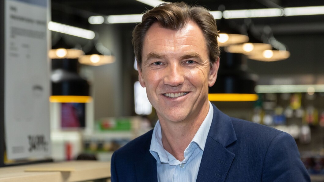 Erik G. Sønsterud, konsernsjef i Elkjøp Nordic, er godt fornøyd med resultatene første halvår 2019/2020. Foto: Elkjøp Erik G. Sønsterud, konsernsjef i Elkjøp Nordic, er godt fornøyd med resultatene første halvår 2019/2020. Foto: Elkjøp