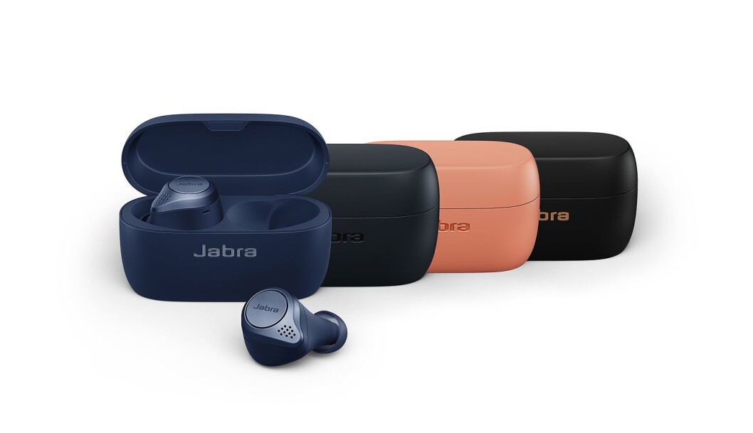 Jabra Elite Active 75t er 22 prosent mindre enn forgjengeren Elite Active 65t. Pris: 2.200,- Foto: Jabra. Jabra Elite Active 75t er 22 prosent mindre enn forgjengeren Elite Active 65t. Pris: 2.200,- Foto: Jabra.