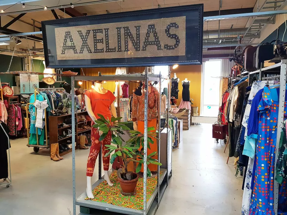 Axelinas har spesialisert seg på retro-klær, og har også egen nettbutikk. Foto: Jan Røsholm.