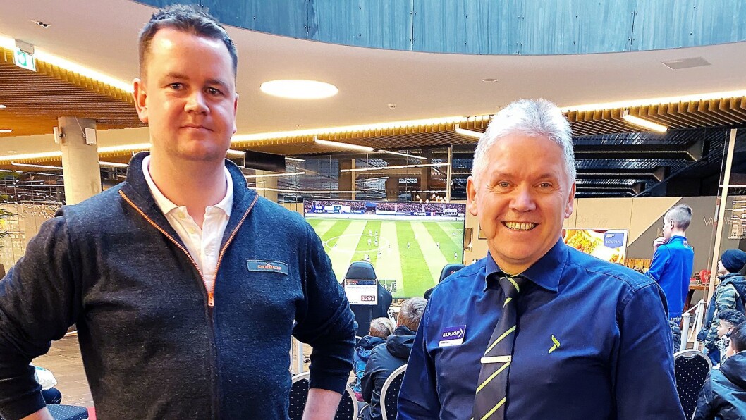 Anders Vika (t. v.) ved Power Jærhagen og Svein Olav Mossige ved Elkjøp Klepp er fornøyde med samarbeidet og naboskapet. Foto: Jeanette Stokkeland/Jærhagen. Anders Vika (t. v.) ved Power Jærhagen og Svein Olav Mossige ved Elkjøp Klepp er fornøyde med samarbeidet og naboskapet. Foto: Jeanette Stokkeland/Jærhagen.