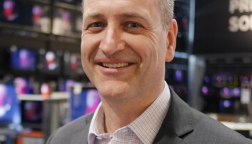 Jan Røsholm, administrerende direktør i Stiftelsen Elektronikkbransjen, sier Norge er først i Europa på å tilrettelegge et system for ombruk. Foto: Stian Sønsteng. Jan Røsholm, administrerende direktør i Stiftelsen Elektronikkbransjen, sier Norge er først i Europa på å tilrettelegge et system for ombruk. Foto: Stian Sønsteng.