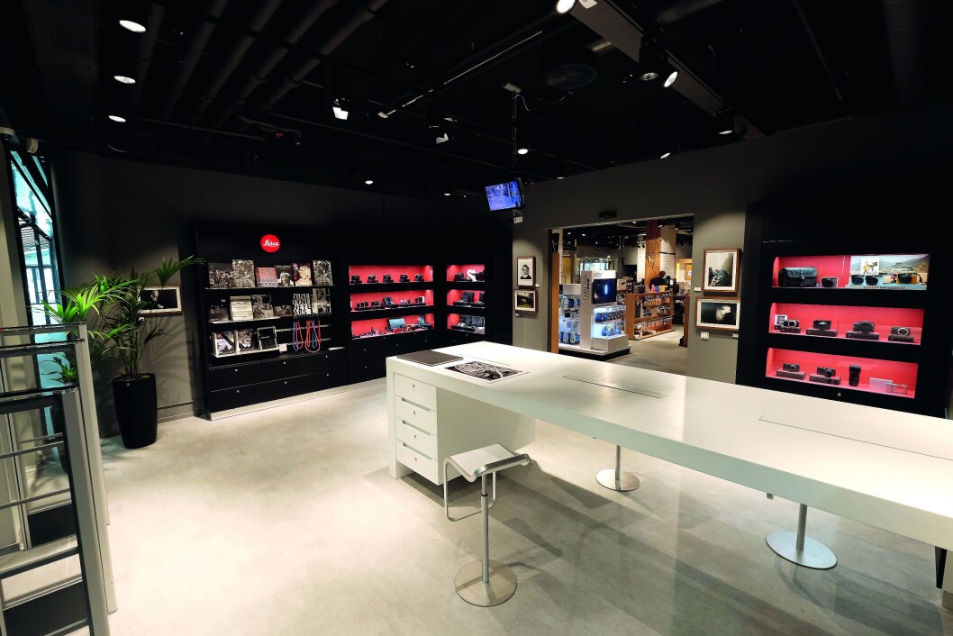 Leica Store Oslo er flyttet fra Interfotos lokaler på Skøyen, til Foto.no i Barcode i Oslo. Foto: Joakim Fjeldli/Foto.no. Leica Store Oslo er flyttet fra Interfotos lokaler på Skøyen, til Foto.no i Barcode i Oslo. Foto: Joakim Fjeldli/Foto.no.