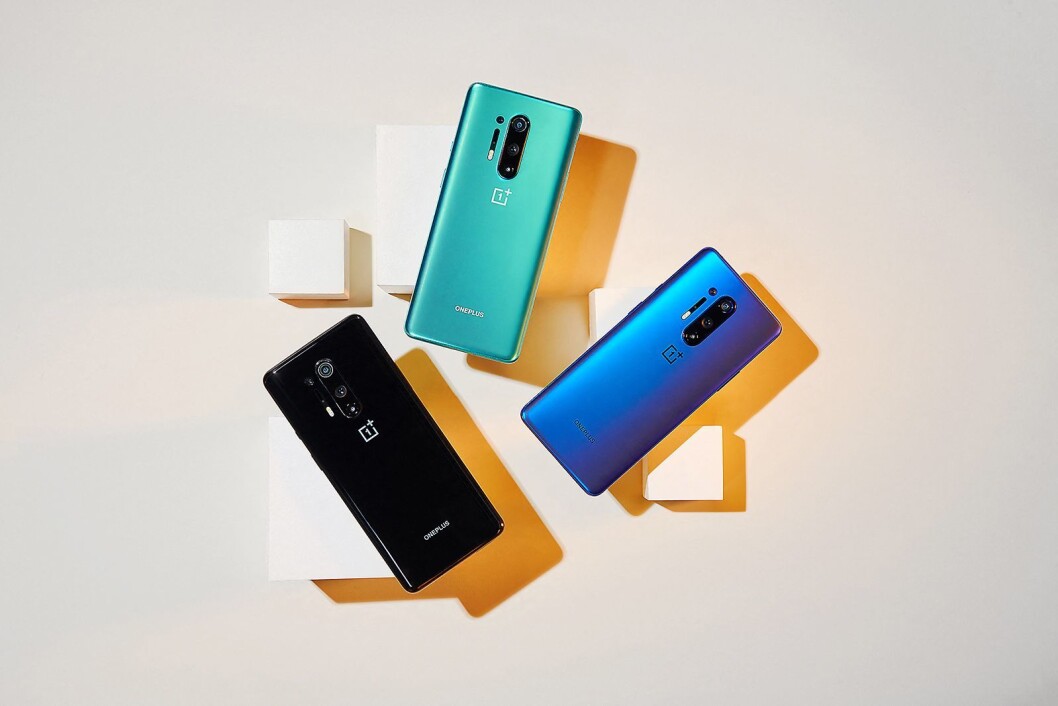 OnePlus 8 Pro kommer i tre ulike farger. Foto: OnePlus. OnePlus 8 Pro kommer i tre ulike farger. Foto: OnePlus.