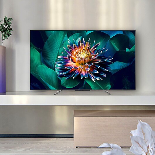TCLs Qled 800-serie har fått en del spesialtilpasninger for å tilfredsstille et kresent nordisk publikum. Foto: TCL. TCLs Qled 800-serie har fått en del spesialtilpasninger for å tilfredsstille et kresent nordisk publikum. Foto: TCL.