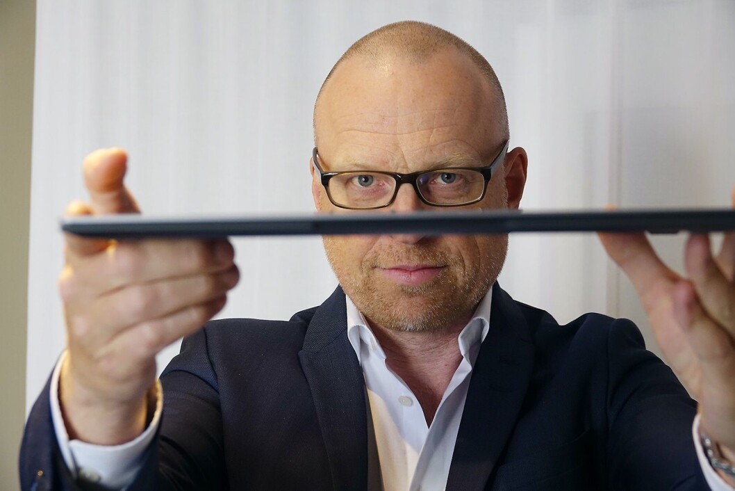 Fredrik Pantzar, sjef for oppkoblede enheter i Samsung Nordic, sier selskapet nå har fått på plass siste puslespillbit i produktkategoriene i Norden. Foto: Samsung. Fredrik Pantzar, sjef for oppkoblede enheter i Samsung Nordic, sier selskapet nå har fått på plass siste puslespillbit i produktkategoriene i Norden. Foto: Samsung.