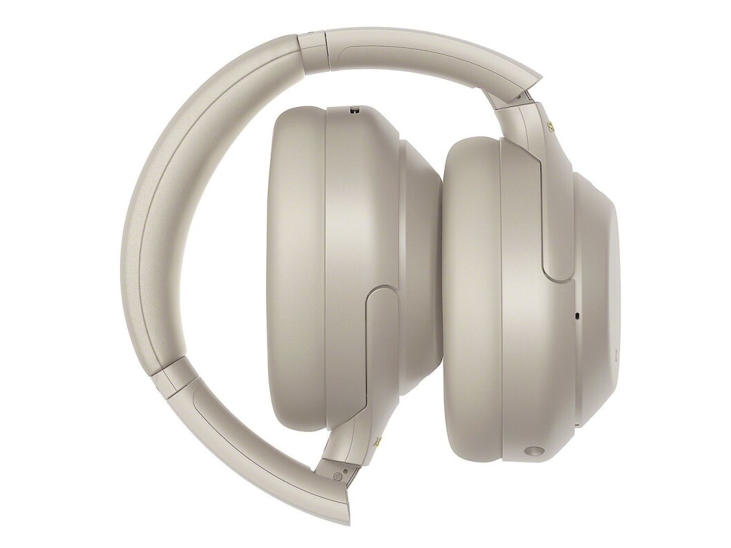 Sony WH-1000XM4 kommer i sort og sølv. Foto: Sony. Sony WH-1000XM4 kommer i sort og sølv. Foto: Sony.