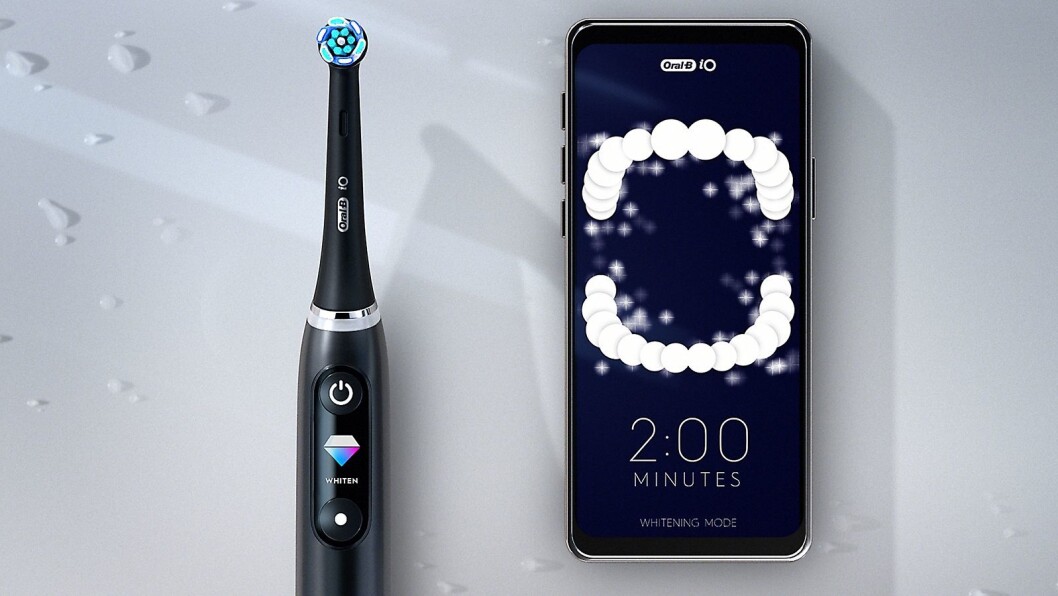 Procter & Gamble anbefaler at Oral-B iO brukes sammen med mobilappen. På serie 9 vises det i 3D hvor du har pusset. Foto: Procter & Gamble. Procter & Gamble anbefaler at Oral-B iO brukes sammen med mobilappen. På serie 9 vises det i 3D hvor du har pusset. Foto: Procter & Gamble.