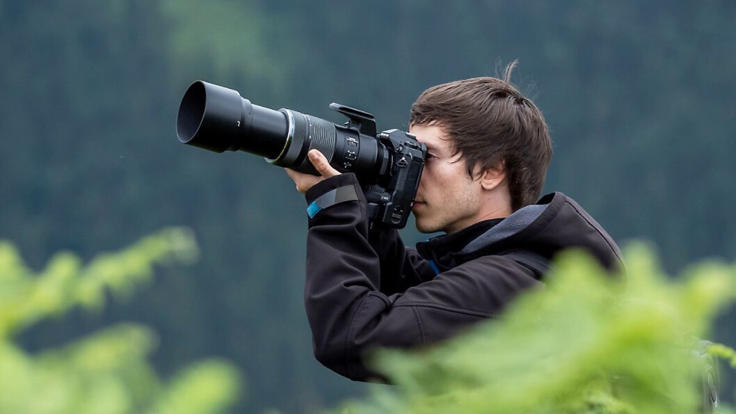 Supertele-zoomen M.Zuiko Digital ED 100-400mm F5.0-6.3 IS lar deg komme tett på motivet ditt. Foto: Olympus. Supertele-zoomen M.Zuiko Digital ED 100-400mm F5.0-6.3 IS lar deg komme tett på motivet ditt. Foto: Olympus.