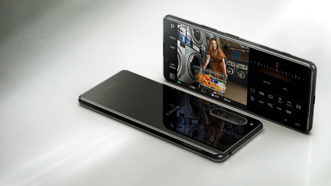 Sony Xperia 5 II satser på å vinne over fotoentusiastene med funksjoner hentet fra selskapets kameradivisjon. Foto: Sony Sony Xperia 5 II satser på å vinne over fotoentusiastene med funksjoner hentet fra selskapets kameradivisjon. Foto: Sony