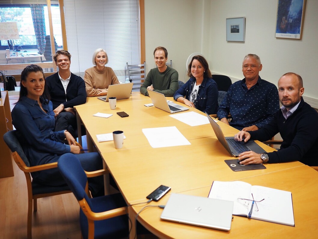 Fra venstre Aina Moen, Kevin Olsen, Solveig Røkholt, Sivert Hatletveit, Heidi Dahlen, Ketil Tangedal og Vegard Fjelland i produkt-avdelingen i Wilfa. Foto: Stian Sønsteng. Fra venstre Aina Moen, Kevin Olsen, Solveig Røkholt, Sivert Hatletveit, Heidi Dahlen, Ketil Tangedal og Vegard Fjelland i produkt-avdelingen i Wilfa. Foto: Stian Sønsteng.