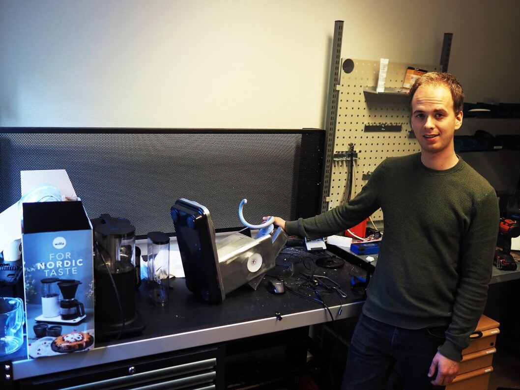 Sivert Hatletveit har siden 2019 vært produktingeniør i Wilfa. Foto: Stian Sønsteng. Sivert Hatletveit har siden 2019 vært produktingeniør i Wilfa. Foto: Stian Sønsteng.