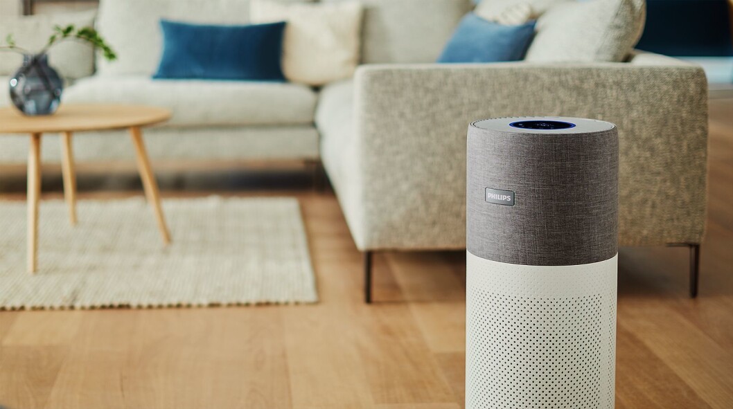 Philips’ luftrensere viser luftkvaliteten med en lysring på maskinen eller i en app. Her 3000i-serien, som dekker 104 kvadratmeter og koster 6.000 kroner. Foto: Philips. Philips’ luftrensere viser luftkvaliteten med en lysring på maskinen eller i en app. Her 3000i-serien, som dekker 104 kvadratmeter og koster 6.000 kroner. Foto: Philips.