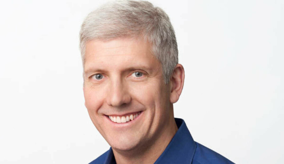 Rick Osterloh, ansvarlig for enheter og tjenester i Google, sier selskapet ikke vil bruke Fitbit-data til å selge annonser. Foto: Google