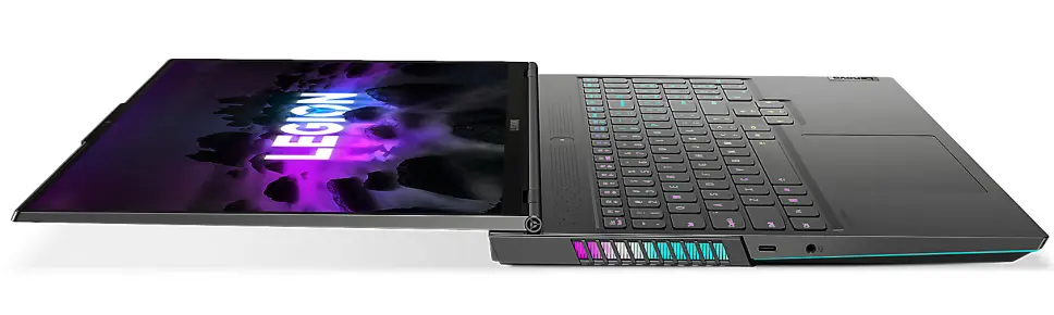 Lenovo Legion 7 er flaggskipet blant spillmodellene, og har fått en høyere 16 tommers skjerm og nytt 16:10 bildeforhold. Foto: Lenovo Lenovo Legion 7 er flaggskipet blant spillmodellene, og har fått en høyere 16 tommers skjerm og nytt 16:10 bildeforhold. Foto: Lenovo
