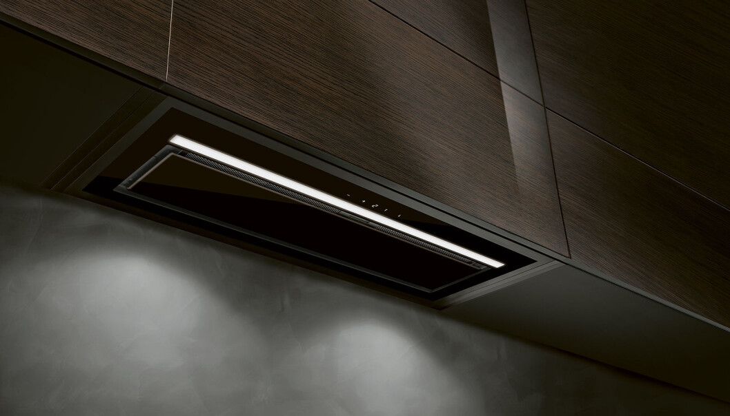 Eico E33 kommer i fire varianter, med design i glass. Kan fjernbetjenes via Eicolink. Pris fra 10.000,- Foto: Eico Eico E33 kommer i fire varianter, med design i glass. Kan fjernbetjenes via Eicolink. Pris fra 10.000,- Foto: Eico