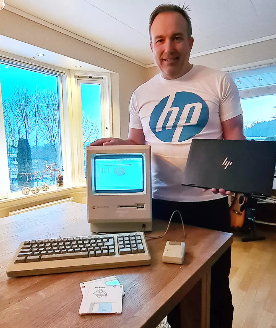 Bildet rommer nesten 40 års PC-historie. Macintosh, som ble lansert i 1984, med vindubasert brukergrensesnitt og mus, til dagens ypperste teknologi: HP Elite Dragonfly G2, lansert på CES for noen uker siden med 11th gen. Intel Core i7-teknologi. Foto: Privat